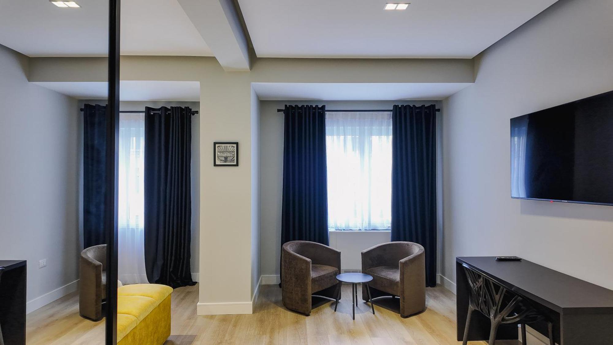 Oxygen Boutique 4* Tirana